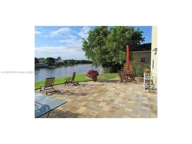 683 Vista Meadows Dr # 0, Weston FL 33327