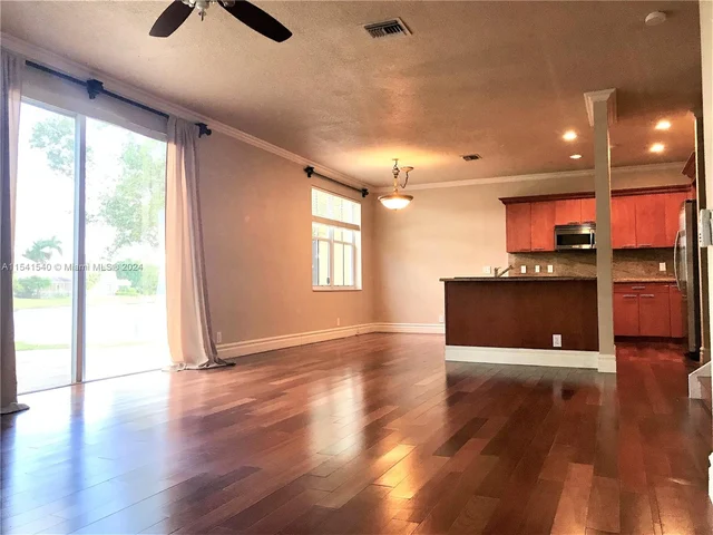 683 Vista Meadows Dr # 0, Weston FL 33327