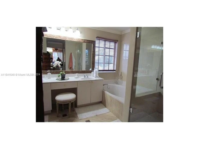 683 Vista Meadows Dr # 0, Weston FL 33327