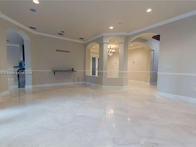 19412 E 38th Ct, Sunny Isles Beach FL 33160