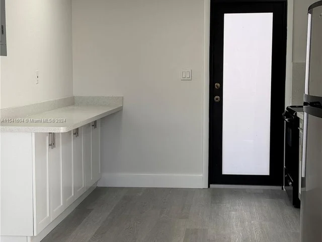 1454 SW 33rd St # A, Fort Lauderdale FL 33315