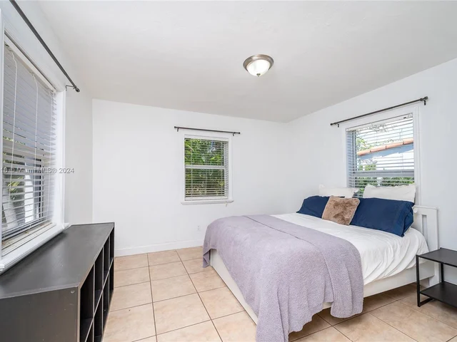 2610 SW 24th Ter, Miami FL 33145