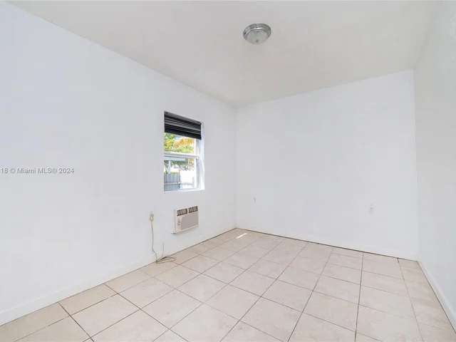 2610 SW 24th Ter, Miami FL 33145