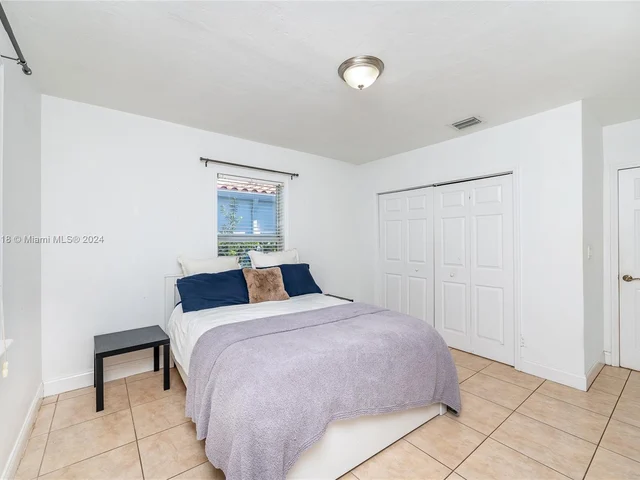 2610 SW 24th Ter, Miami FL 33145