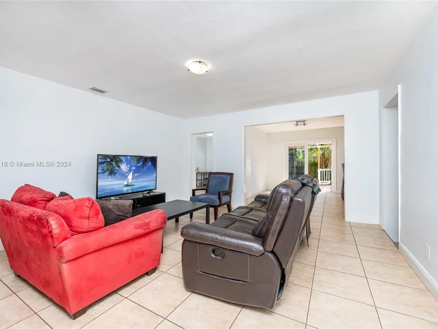 2610 SW 24th Ter, Miami FL 33145