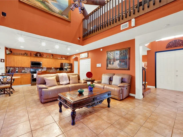 1602 SE 16th Ave, Homestead FL 33035