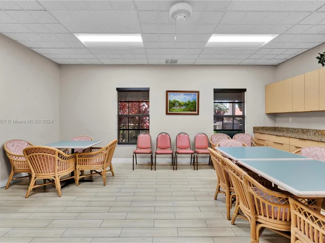 1602 SE 16th Ave, Homestead FL 33035