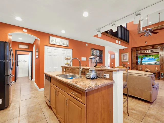 1602 SE 16th Ave, Homestead FL 33035