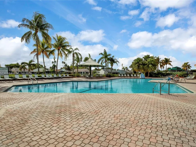 1602 SE 16th Ave, Homestead FL 33035