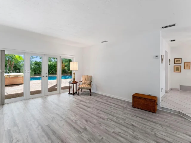 11460 SW 131st St, Miami FL 33176