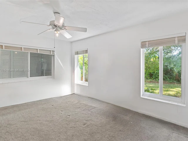 11460 SW 131st St, Miami FL 33176