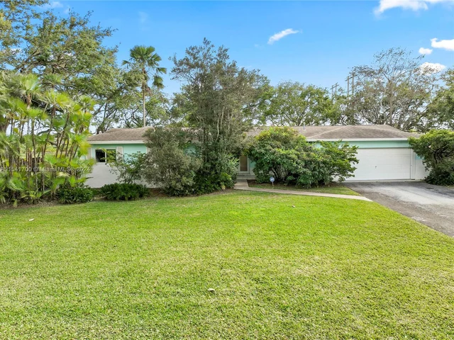 11460 SW 131st St, Miami FL 33176