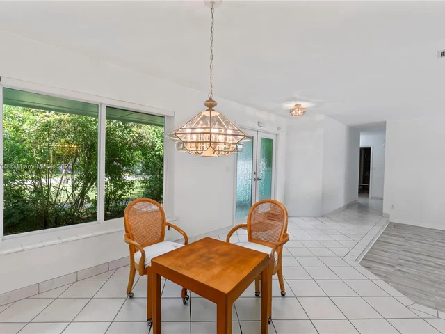 11460 SW 131st St, Miami FL 33176