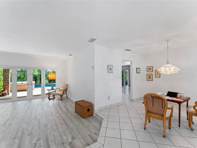 11460 SW 131st St, Miami FL 33176