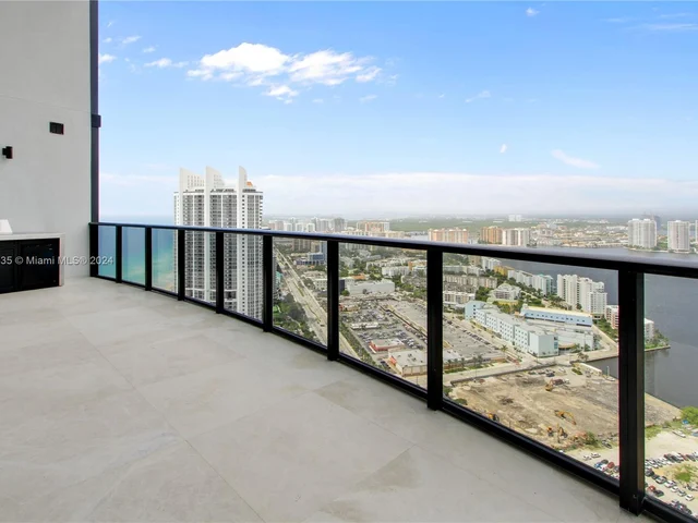 18555 Collins Ave # 4003, Sunny Isles Beach FL 33160