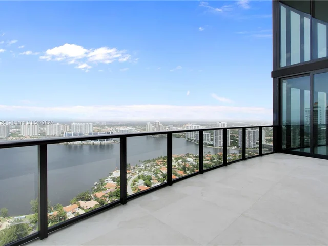 18555 Collins Ave # 4003, Sunny Isles Beach FL 33160