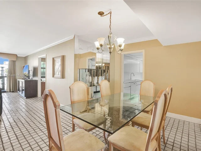 1121 Crandon Blvd # E804, Key Biscayne FL 33149