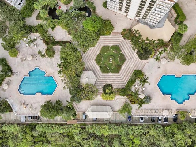 1121 Crandon Blvd # E804, Key Biscayne FL 33149