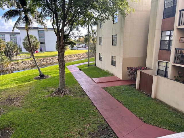 10845 SW 112th Ave # 211, Miami FL 33176