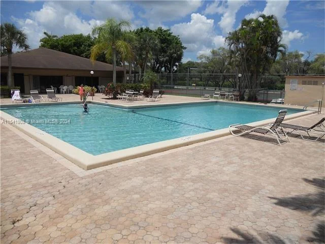 10845 SW 112th Ave # 211, Miami FL 33176