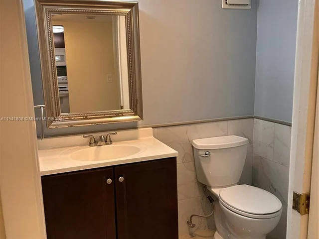 10845 SW 112th Ave # 211, Miami FL 33176