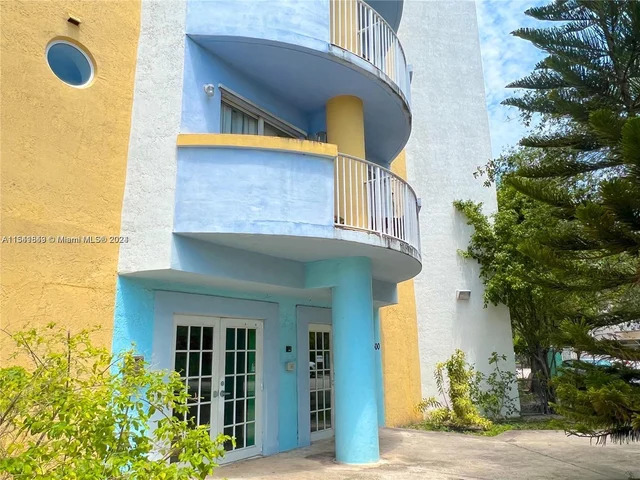 2600 NW 23rd Ct # 207, Miami FL 33142