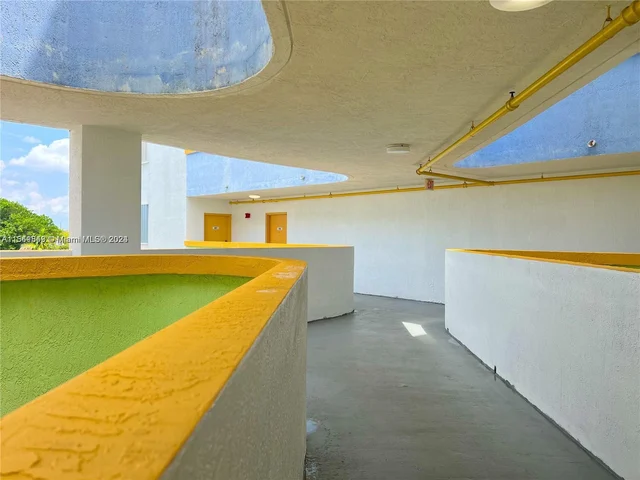 2600 NW 23rd Ct # 207, Miami FL 33142