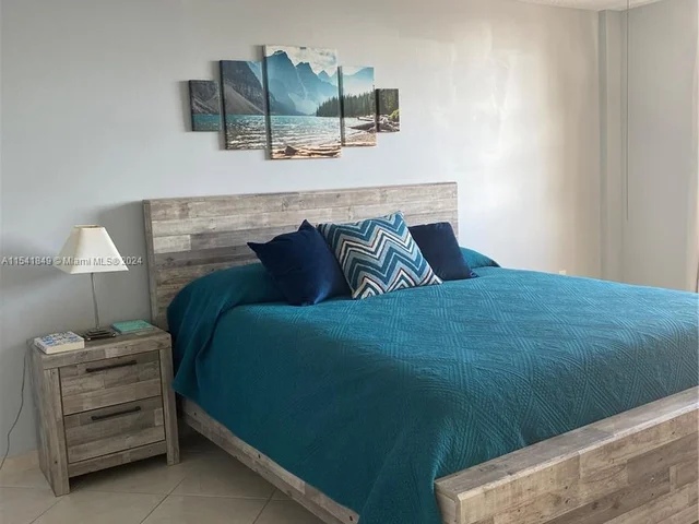 1833 S Ocean Dr # 608, Hallandale Beach FL 33009