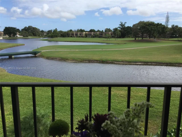 4539 Luxemburg Ct # 202, Lake Worth FL 33467