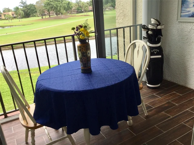 4539 Luxemburg Ct # 202, Lake Worth FL 33467