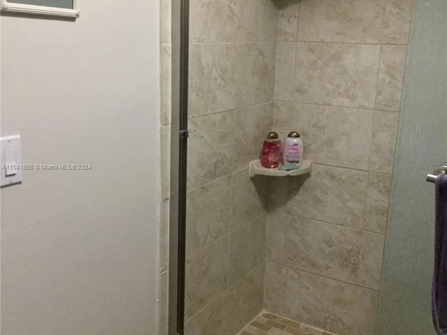 4539 Luxemburg Ct # 202, Lake Worth FL 33467