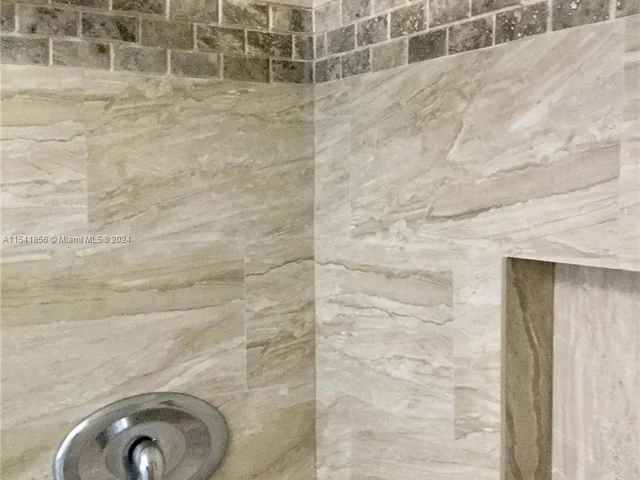 4539 Luxemburg Ct # 202, Lake Worth FL 33467