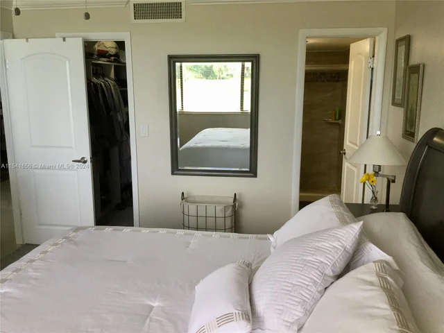 4539 Luxemburg Ct # 202, Lake Worth FL 33467