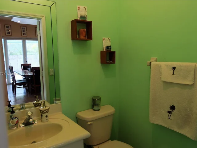 9843 SW 161st Ave, Miami FL 33196