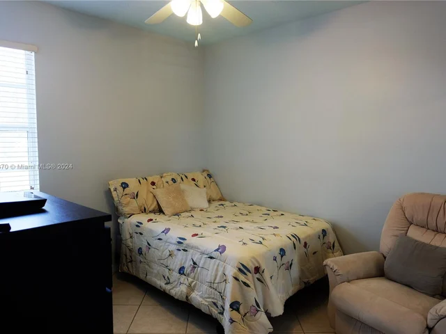 9843 SW 161st Ave, Miami FL 33196