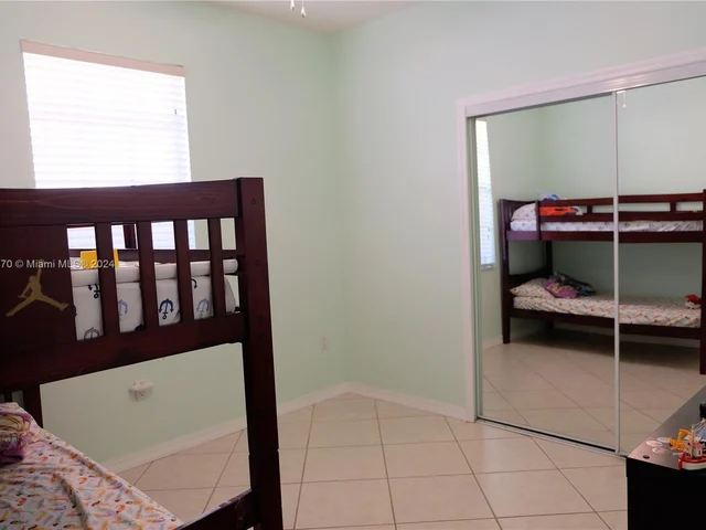 9843 SW 161st Ave, Miami FL 33196