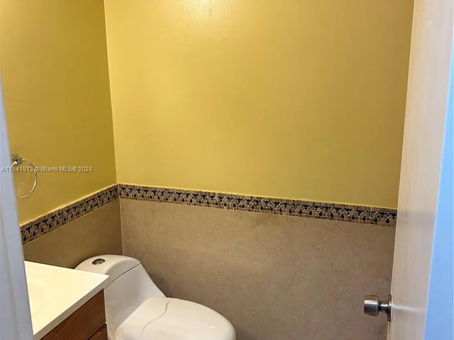 8505 NW 3rd Ln # 1012, Miami FL 33126