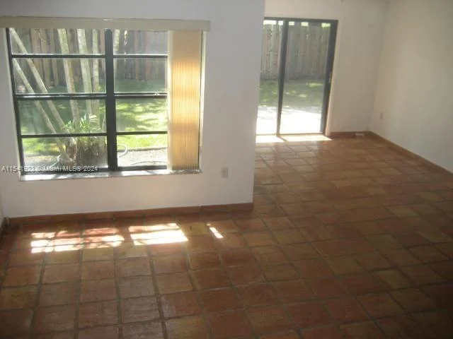 13224 SW 10 TE # 0, Miami FL 33184