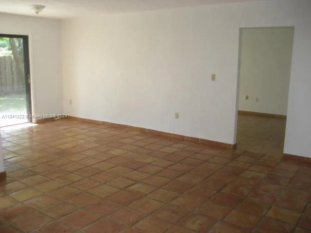 13224 SW 10 TE # 0, Miami FL 33184