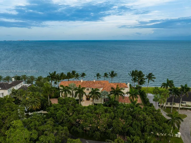 33 Arvida Pkwy, Coral Gables FL 33156