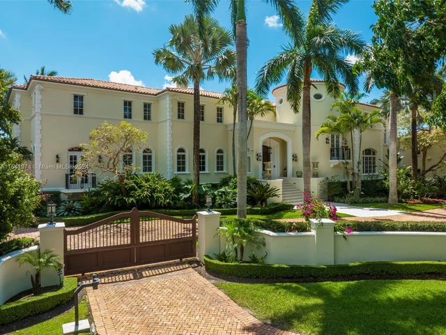 33 Arvida Pkwy, Coral Gables FL 33156