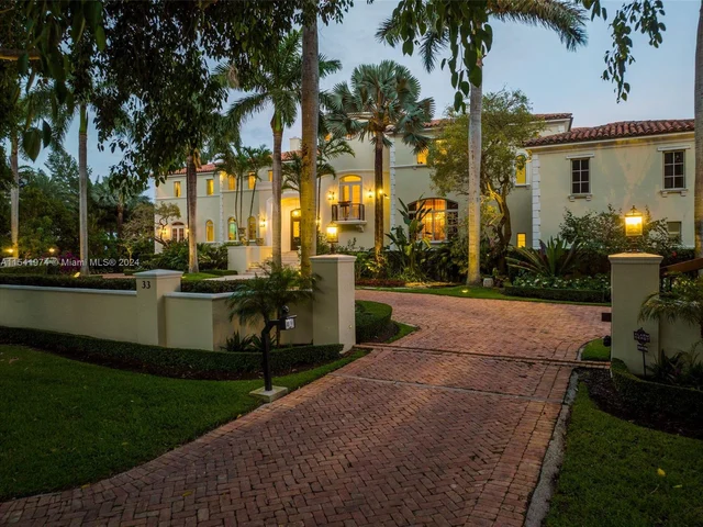 33 Arvida Pkwy, Coral Gables FL 33156