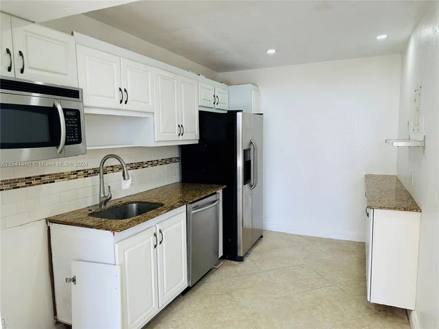 20301 W Country Club Dr # 729, Aventura FL 33180