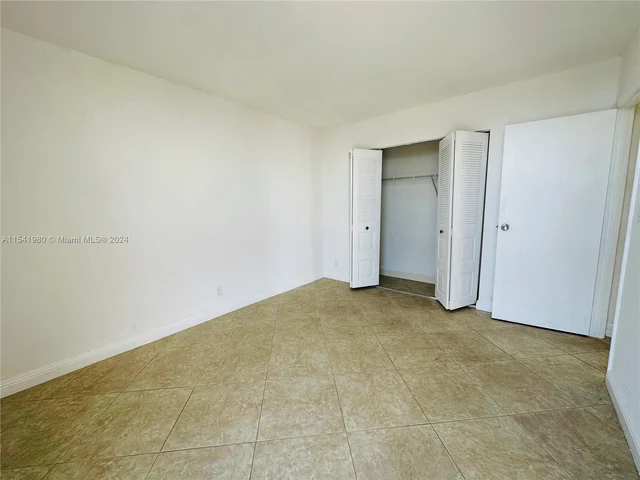 20301 W Country Club Dr # 729, Aventura FL 33180