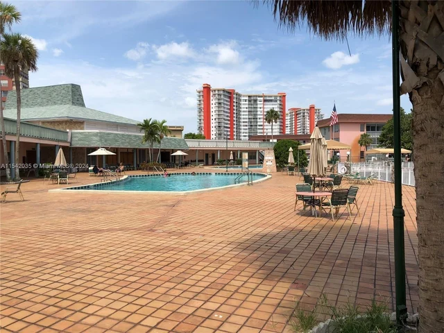 1501 NE Miami Gardens Dr # 255, Miami FL 33179