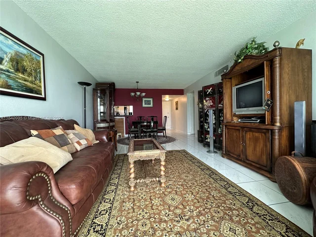 1501 NE Miami Gardens Dr # 255, Miami FL 33179