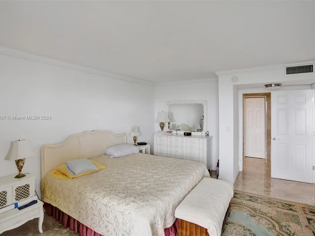 20335 W Country Club Dr # 2005, Aventura FL 33180