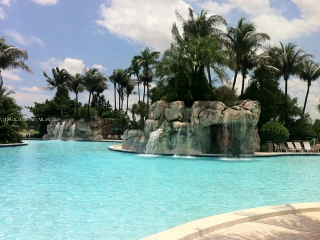 7209 NW 113th Ct, Doral FL 33178