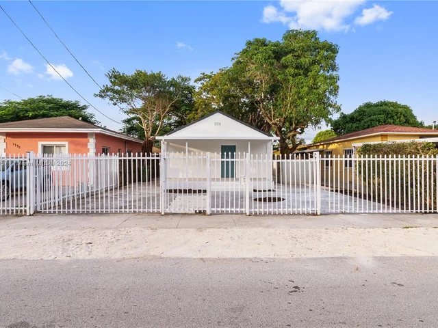 1769 NW 63rd St # 1769, Miami FL 33147