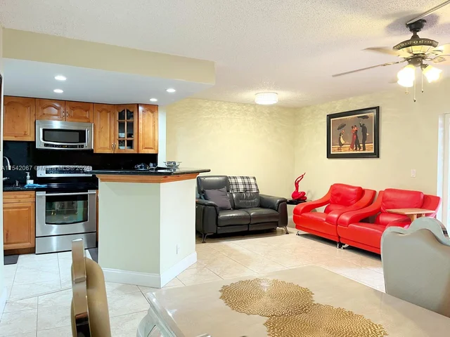 6537 SW 41st Pl # 57, Davie FL 33314